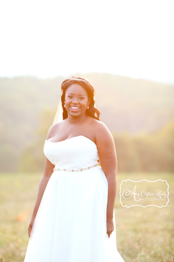 Bridal_Portrait_Lindsey_Plantation_Farm_Field_Barn_Mountains_Sunset_Amy_Clifton_Keely_Photography 17