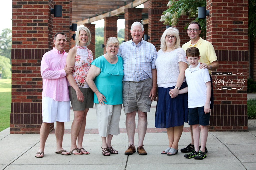 Dowtown_Greer_City_Hall_Extended_Family_Portraits_Amy_Clifton_Keely_Photography 02