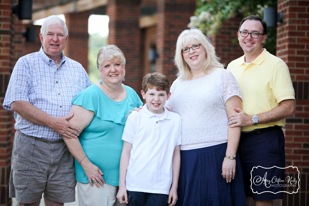 Dowtown_Greer_City_Hall_Extended_Family_Portraits_Amy_Clifton_Keely_Photography 07