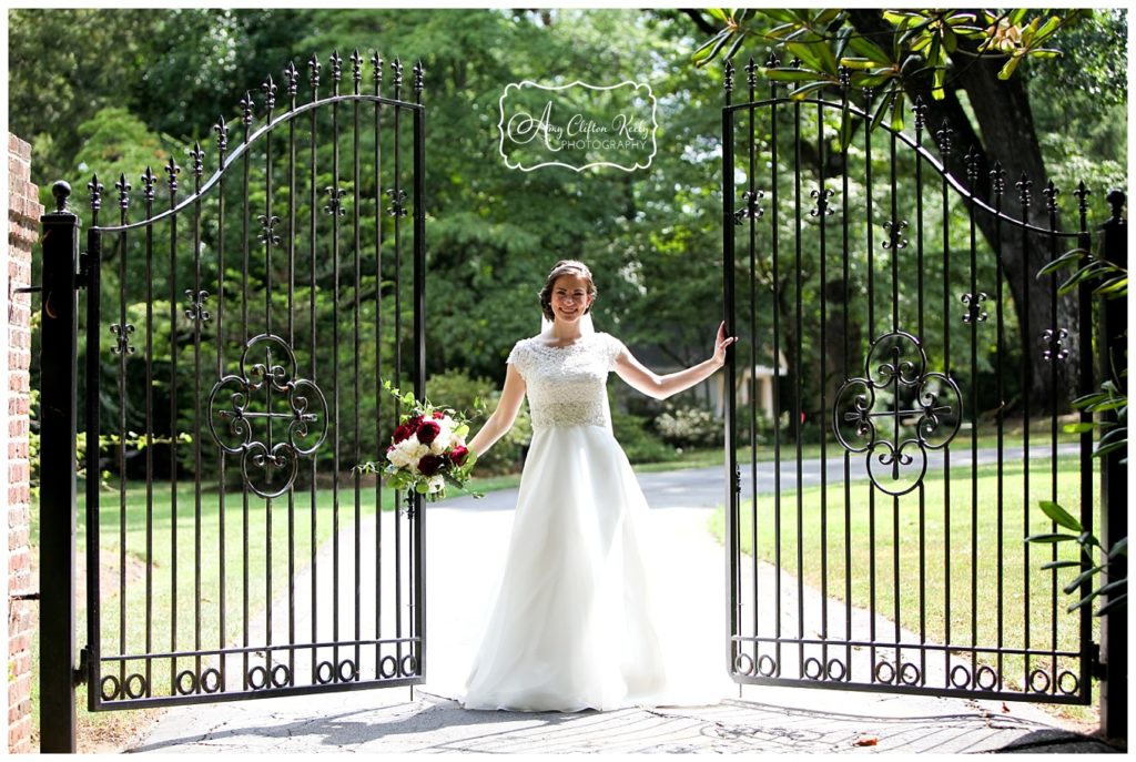 bridal_portrait_duncan_estate_greenville_spartanburg_wedding_photography_amy_clifton_keely-21