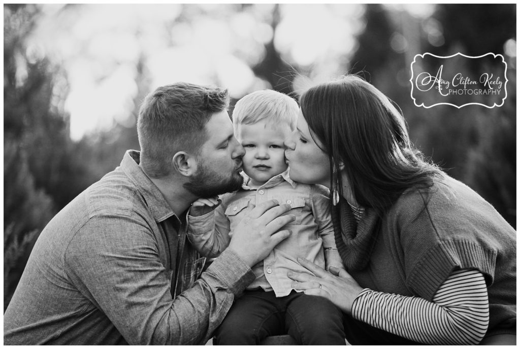 mystic_tree_farm_family_portrait_greenville_sc_amy_clifton_keely_photography-002